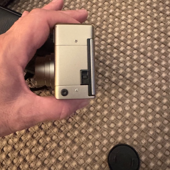 Leica Minilux Zoom With Soft Leica Case and Strap - Picture 5 of 14